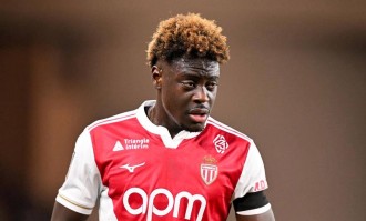 33岁阿根廷悍将双传精准制导，里昂法甲第5强势4连胜逆转摩纳哥